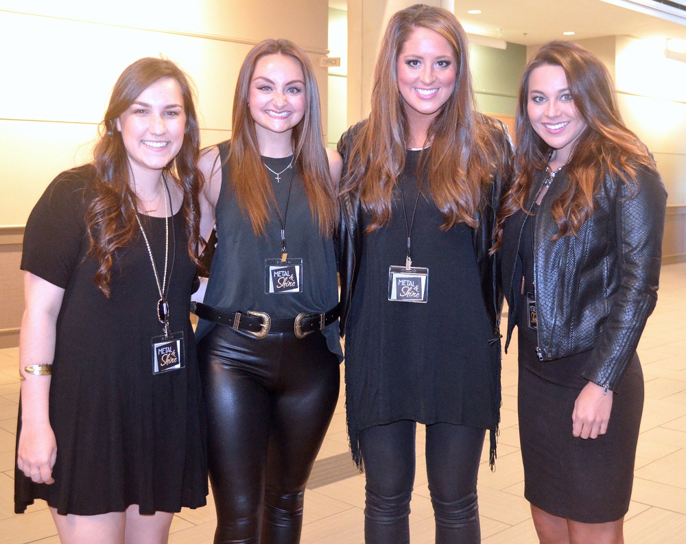Girls at fashion show Girls at fashion show