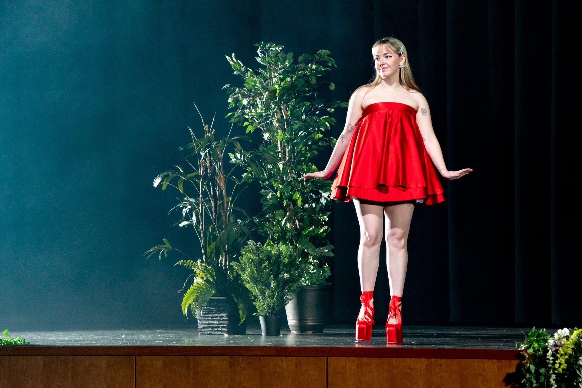 2025 Enclothe: Ethereal Fashion Show 