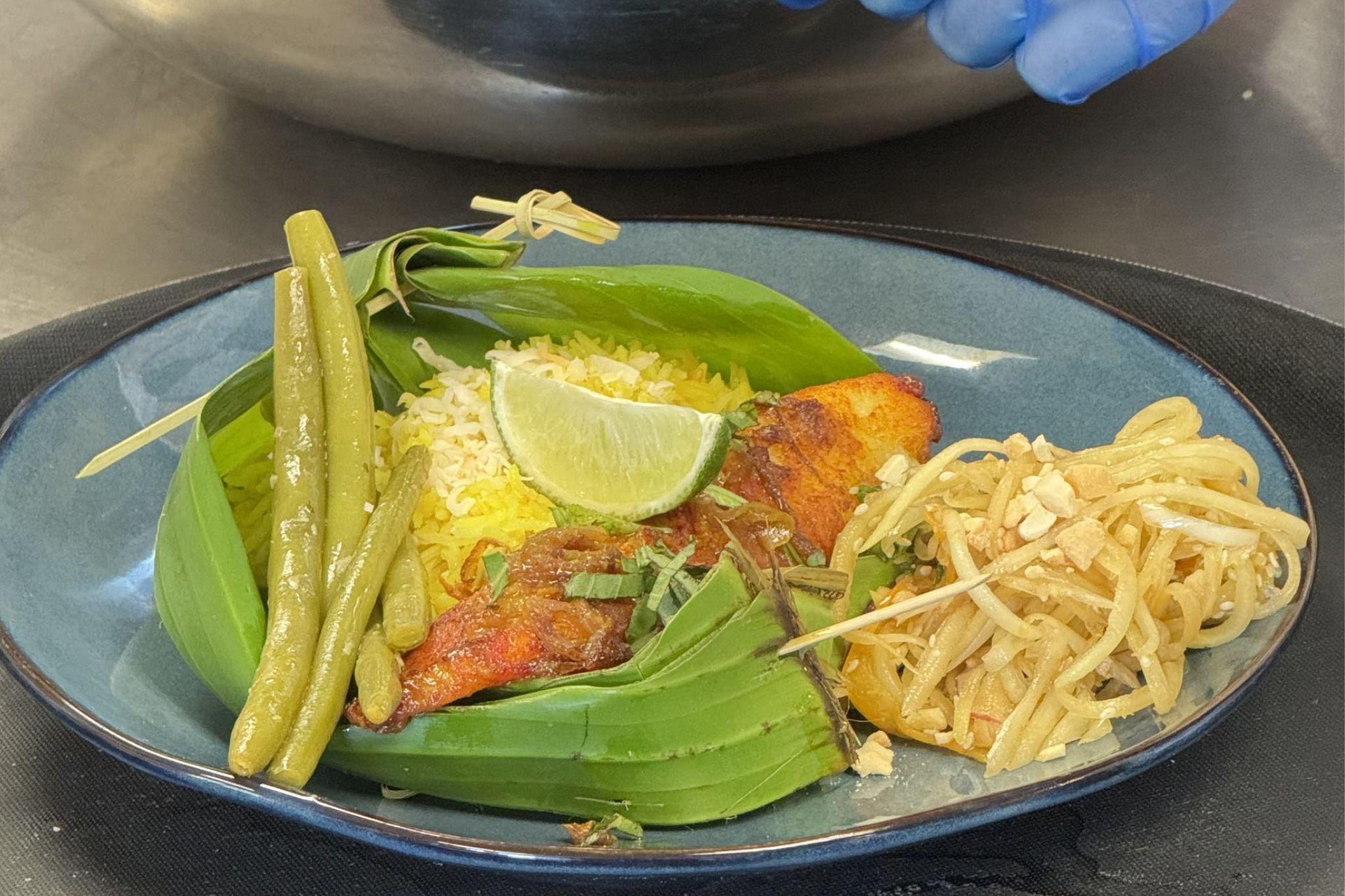 2025 Pineapple Cafe: Philippnes